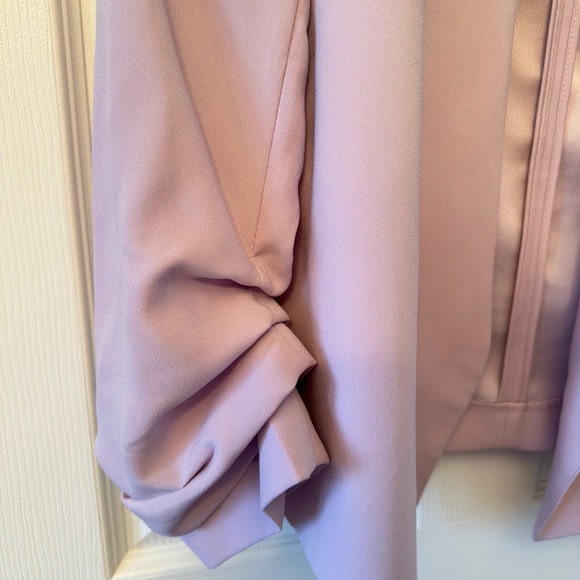 Lightweight lilac cropped blazer - Picture 3 of 4